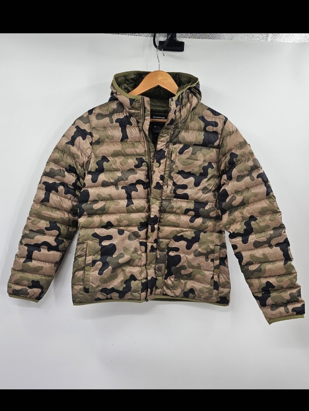 Burton Camo Evergreen Down Jacket - Olive Green Puffer Size Medium